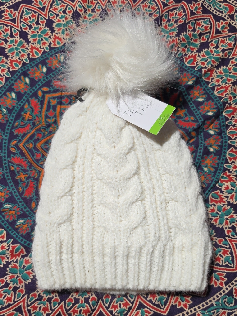 Cozy Cable Knit Pom Beanie - Ivory